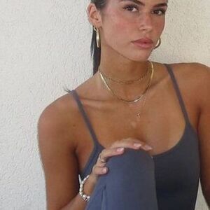 Gold thin snake necklace